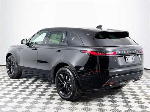 2026 Land Rover Range Rover Velar P250 SE R-Dynamic