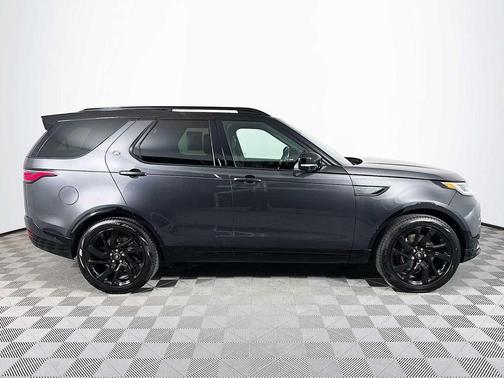 2024 Land Rover Discovery P360 Metropolitan Edition