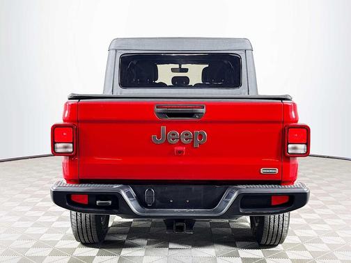 2021 Jeep Gladiator Overland