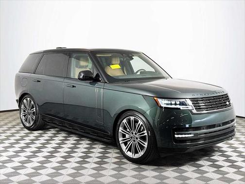 2025 Land Rover Range Rover P530 SE 7 Seat