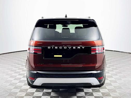 2026 Land Rover Discovery Gemini Edition
