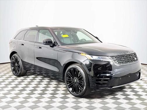 2026 Land Rover Range Rover Velar P250 SE R-Dynamic