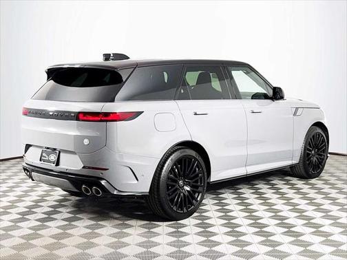 2025 Land Rover Range Rover Sport P635 SV Edition Two
