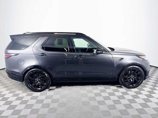 2024 Land Rover Discovery P360 Metropolitan Edition