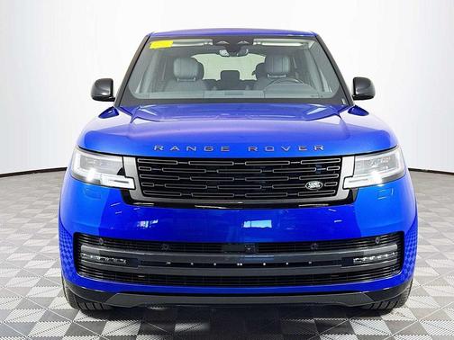 2026 Land Rover Range Rover P400 SE