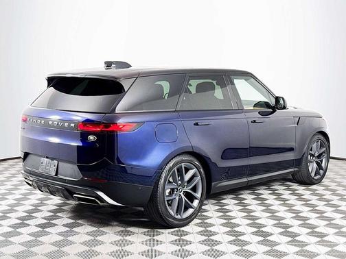 2023 Land Rover Range Rover Sport SE