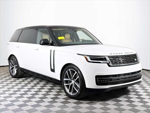 2025 Land Rover Range Rover P530 SE 7 Seat