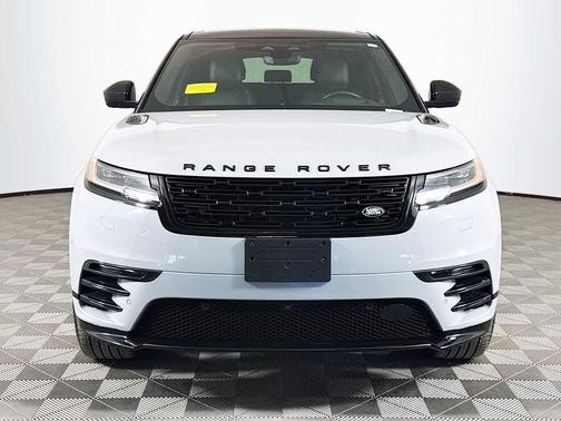 2025 Land Rover Range Rover Velar P250 SE R-Dynamic