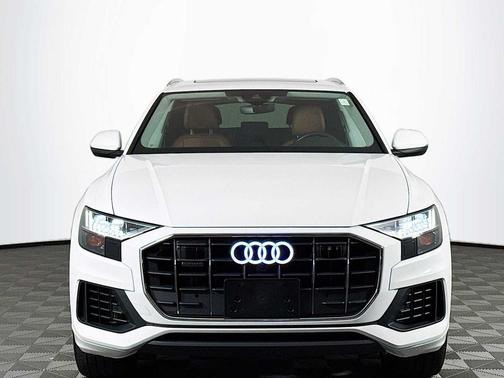 2023 Audi Q8 55 Premium