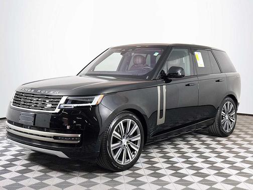 2023 Land Rover Range Rover P530 SE