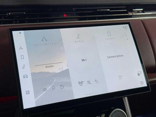 2023 Land Rover Range Rover P530 SE