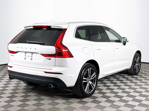 2019 Volvo XC60 T5 Momentum