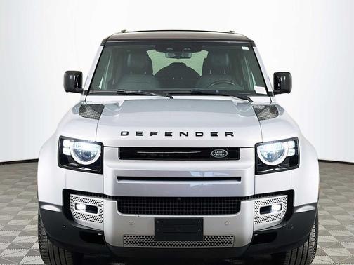 2022 Land Rover Defender 110 S
