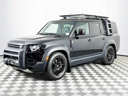 2023 Land Rover Defender 130 SE