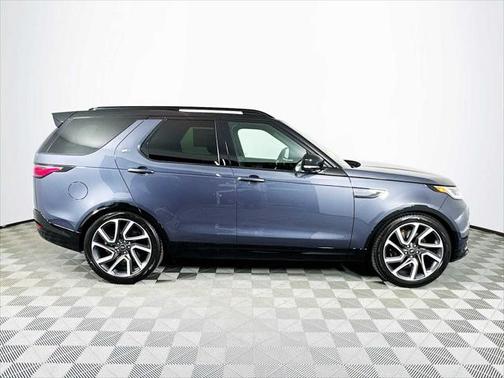 2025 Land Rover Discovery P360 Dynamic SE
