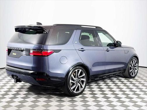 2025 Land Rover Discovery P360 Dynamic SE