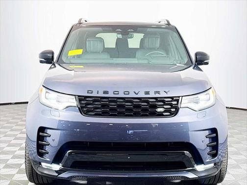 2025 Land Rover Discovery P360 Dynamic SE
