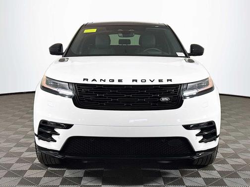 2026 Land Rover Range Rover Velar P250 SE R-Dynamic