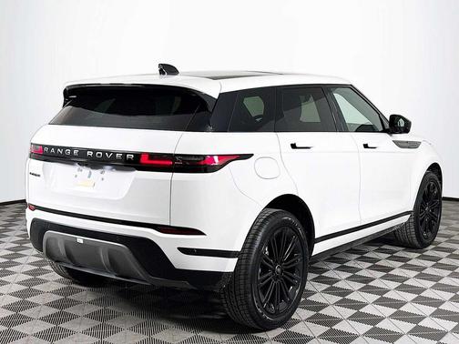 2026 Land Rover Range Rover Evoque Core S