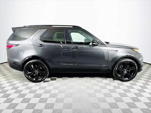 2025 Land Rover Discovery P360 Metropolitan Edition