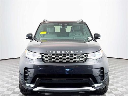 2025 Land Rover Discovery P360 Metropolitan Edition