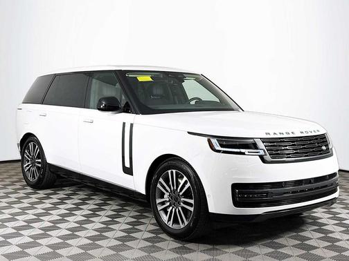 Fuji White 2026 Land Rover Range Rover P530 SE 7 Seat