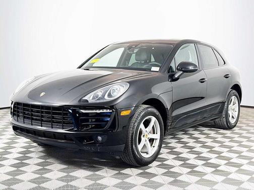 2017 Porsche Macan Base