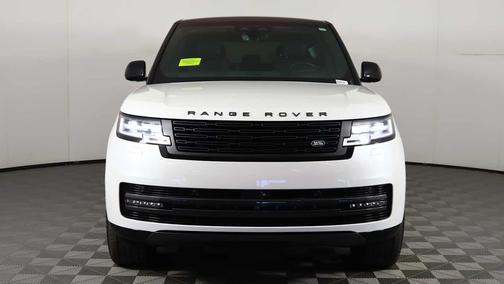 2024 Land Rover Range Rover P530 SE