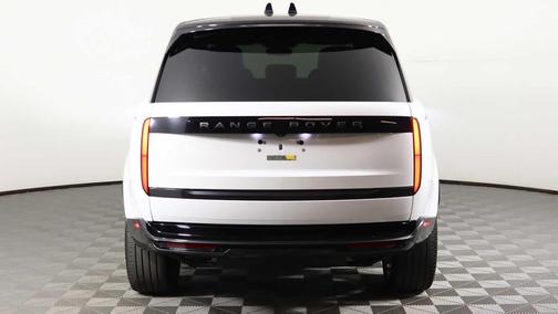 2024 Land Rover Range Rover P530 SE