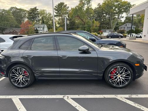 2022 Porsche Macan GTS