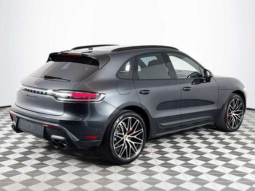 2022 Porsche Macan GTS