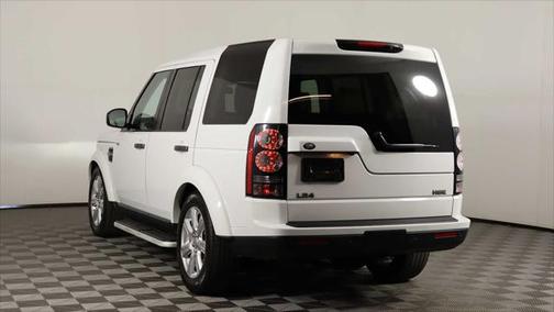 2016 Land Rover LR4 Base