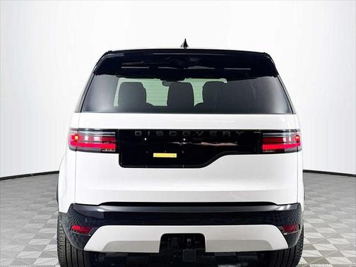 2025 Land Rover Discovery P360 Dynamic SE