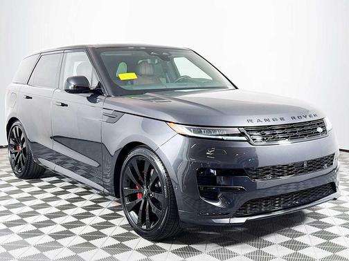 2025 Land Rover Range Rover Sport SE