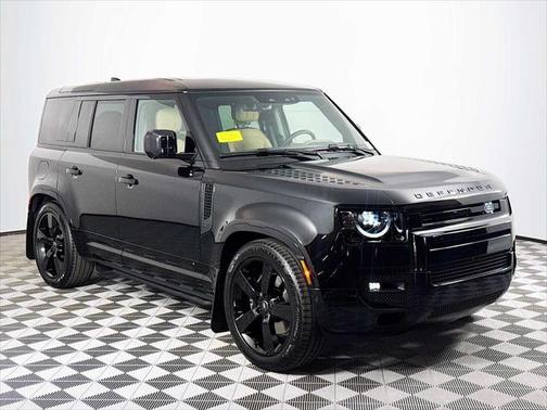 2025 Land Rover Defender 110 V8