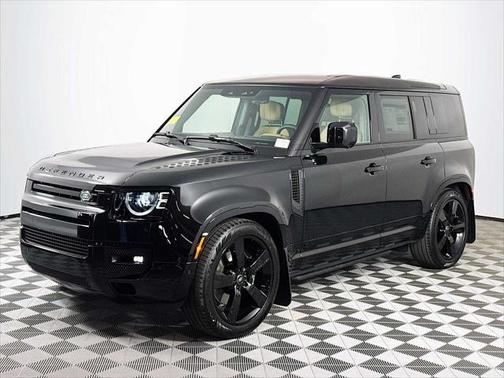 2025 Land Rover Defender 110 V8