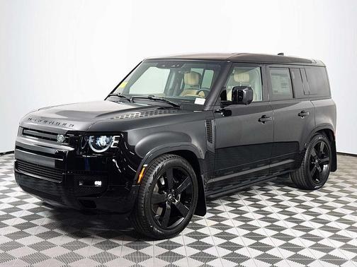 2025 Land Rover Defender 110 V8