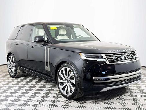 Santorini Black 2026 Land Rover Range Rover P530 SE