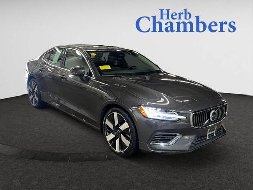 2023 Volvo S60 Recharge Plug-In Hybrid Ultimate Bright