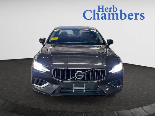 2023 Volvo S60 Recharge Plug-In Hybrid Ultimate Bright
