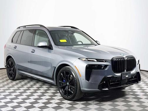 Skyscraper Grey Metallic 2024 BMW X7 xDrive40i