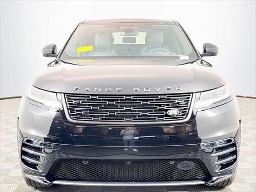 2026 Land Rover Range Rover Velar P250 SE R-Dynamic