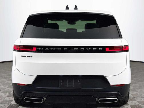 2025 Land Rover Range Rover Sport SE
