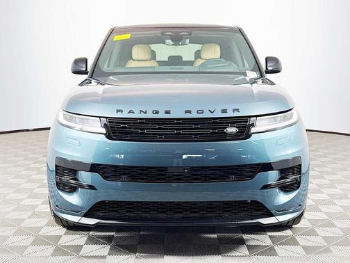 GIOLA GREEN 2026 Land Rover Range Rover Sport SE