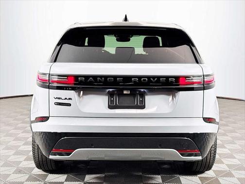 2026 Land Rover Range Rover Velar P250 SE R-Dynamic