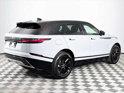 2026 Land Rover Range Rover Velar P250 SE R-Dynamic
