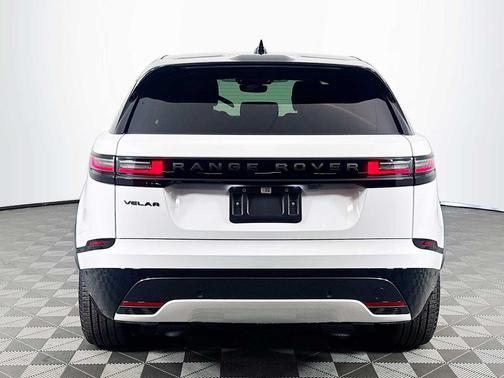 2026 Land Rover Range Rover Velar P250 SE R-Dynamic