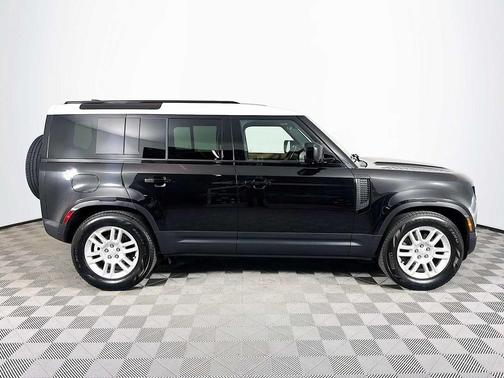 2025 Land Rover Defender 110 P300