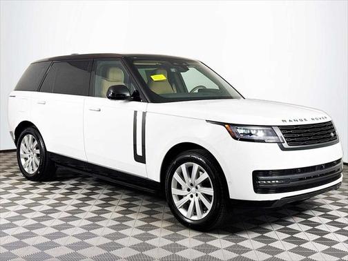 2025 Land Rover Range Rover P400 SE 7 Seat