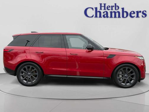 Firenze Red Metallic 2023 Land Rover Range Rover Sport SE